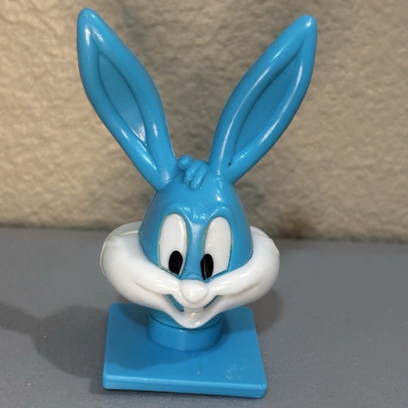 Warner Bros Tiny Toons Buster Bunny Other - 1992 Buster Bunny Warner Bros Blue Tiny Toons Tops‎ Candy Container Collectible